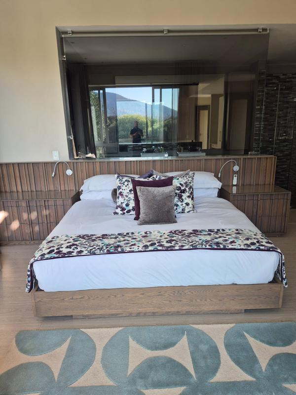 6 Bedroom Property for Sale in The Islands Estates North West